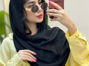 شال مشکی دنیز
