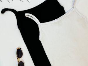 تاپ بیسیک مشکی/سفید