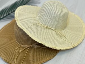 کلاه ساحلی ریش‌ریش