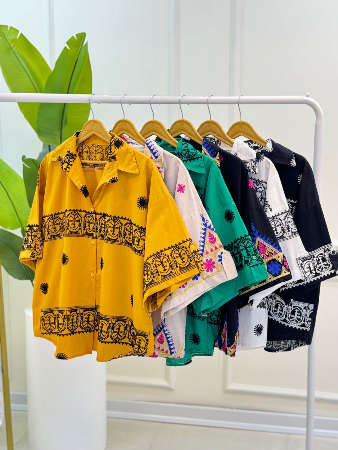 BD2F67CA-61CD-4E49-AA36-872DD908AE86 شومیز خورشید - Image 1