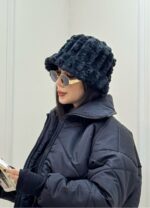 باکت خز مشکی تیارا - Image 4