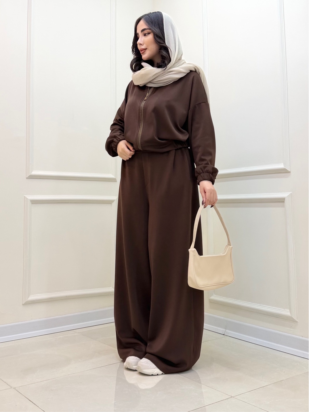 C02533AB-E7A3-4DCA-95F2-6FDDC5E89ACA ست اویشو - Image 1